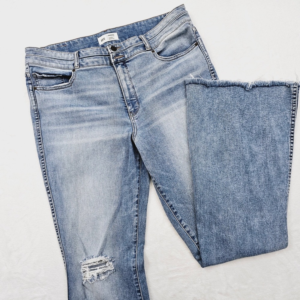 BKE Parker Womens 26W 35.5L High Rise Super‎ Flare Jeans Light Wash Distressed